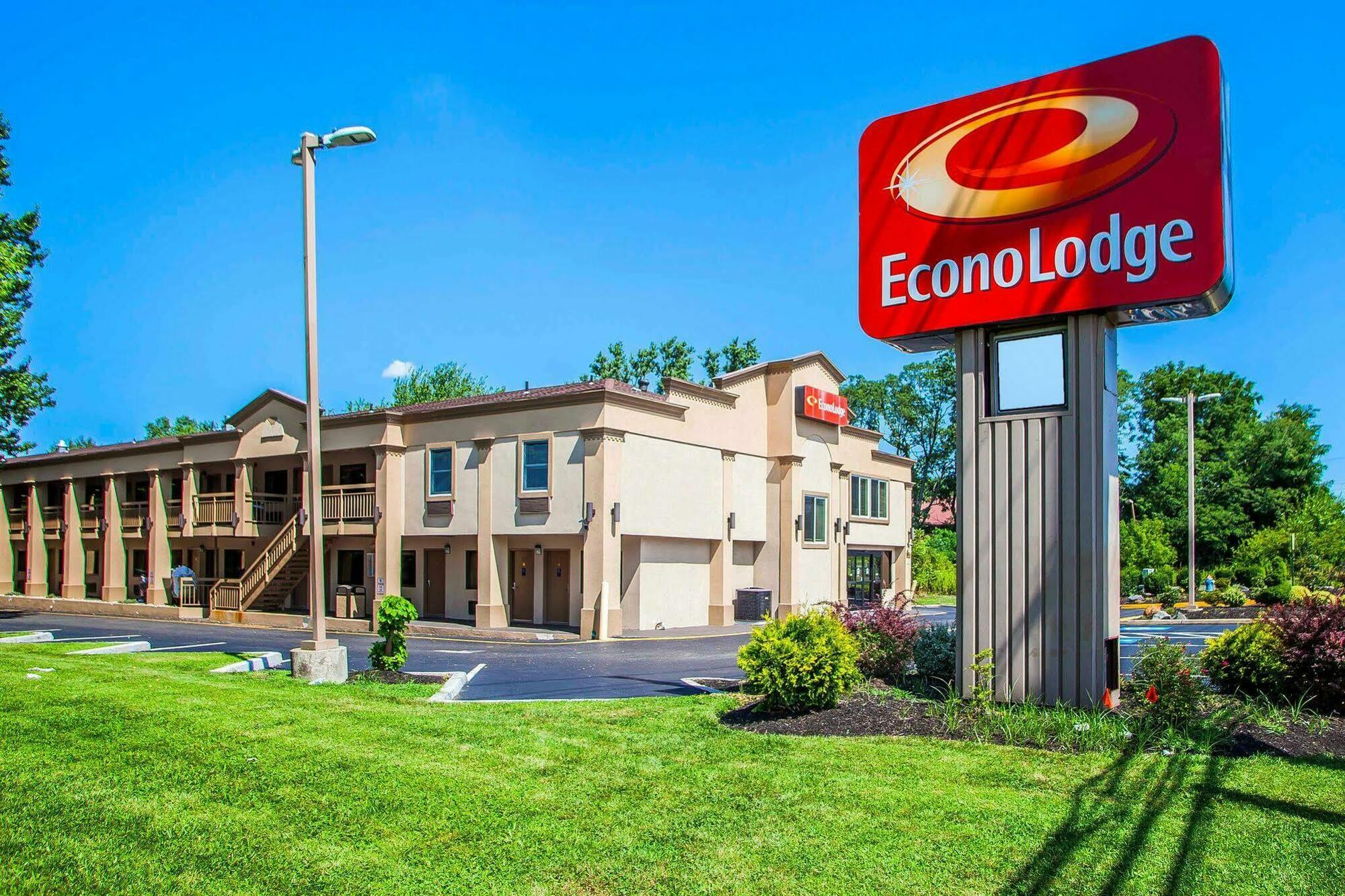 Econo Lodge Маунт-Лорел Экстерьер фото